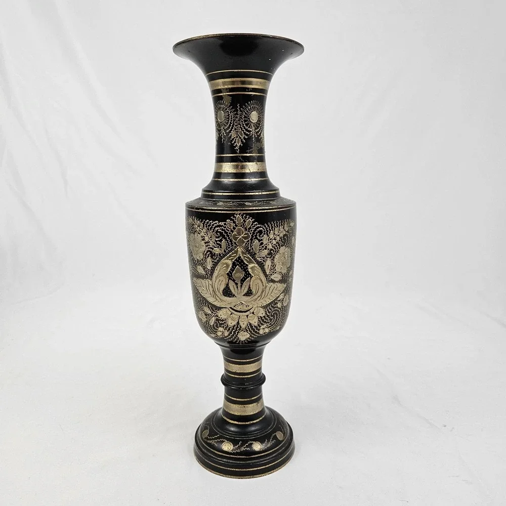 N/A vintage etched